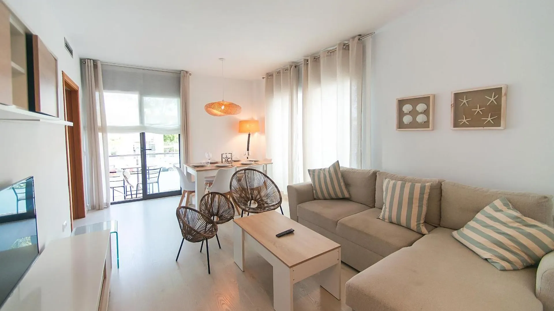 Apartment Welcs Apartamento 189 Pda Con Piscina Comunitaria S'Agaro Spain